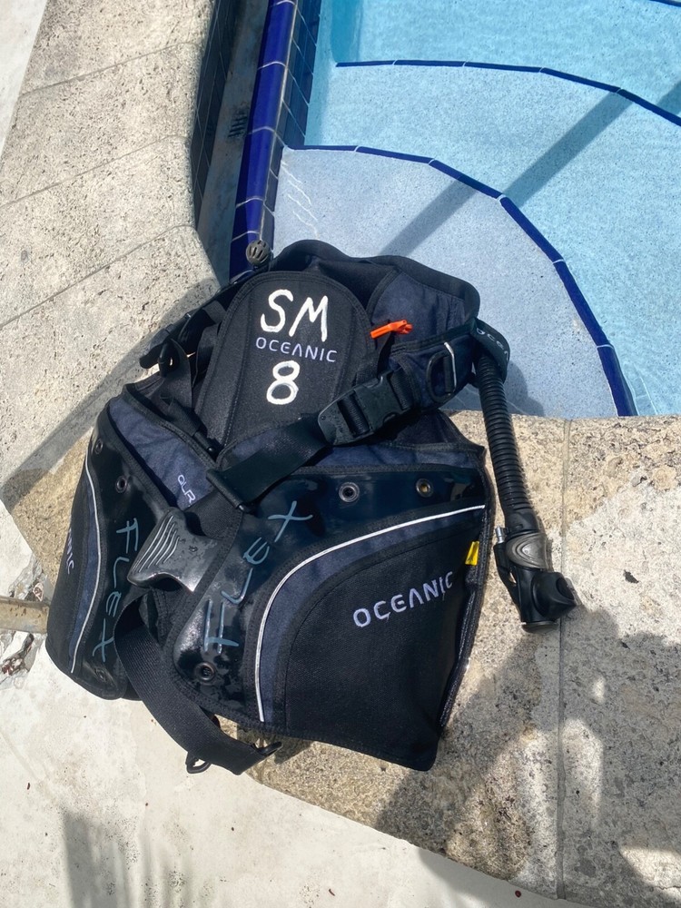 bcd scuba Oceanic- S-M Blue