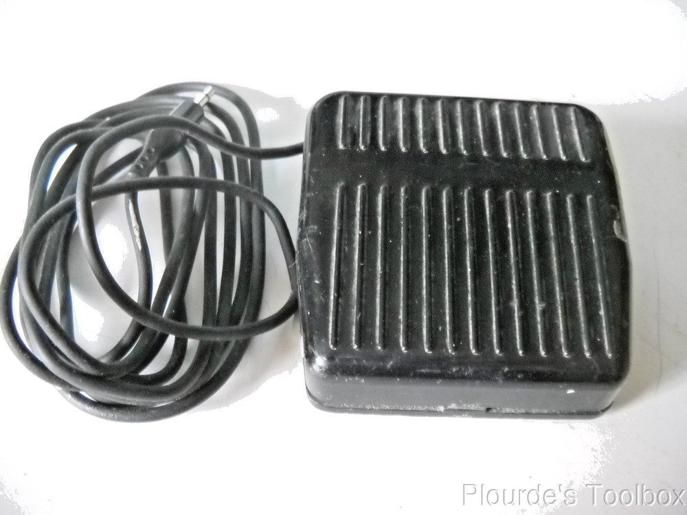 Used Mitutoyo Foot Switch for Mini Processors, 937179