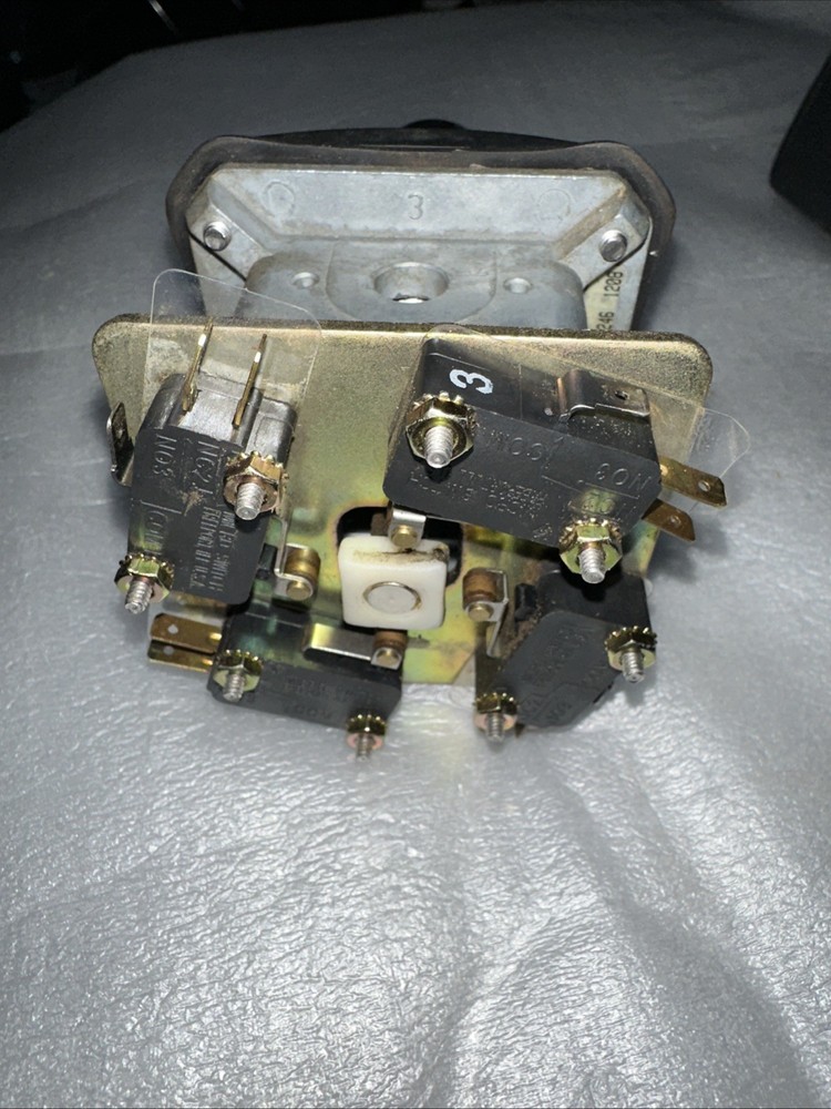 OEM CONTROLS BJS5M9371 ELECTRONIC JOYSTICK CONTROLLER 4 WAY