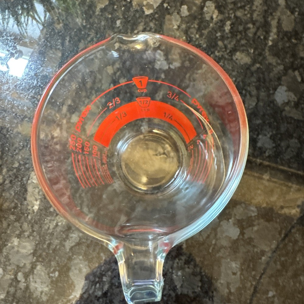 Vintage PYREX 2 Cup Liquid Measuring Cup Red Reverse Read Inside