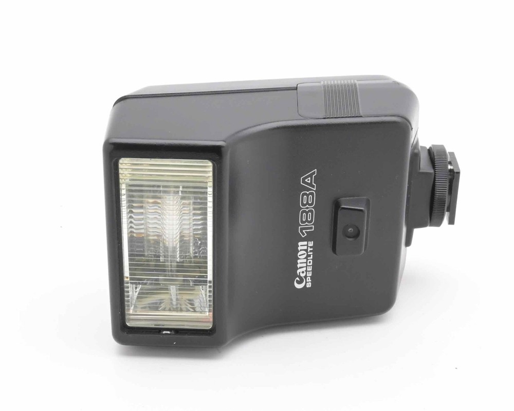 Canon 188A Speedlite Flash with Case (#20404)