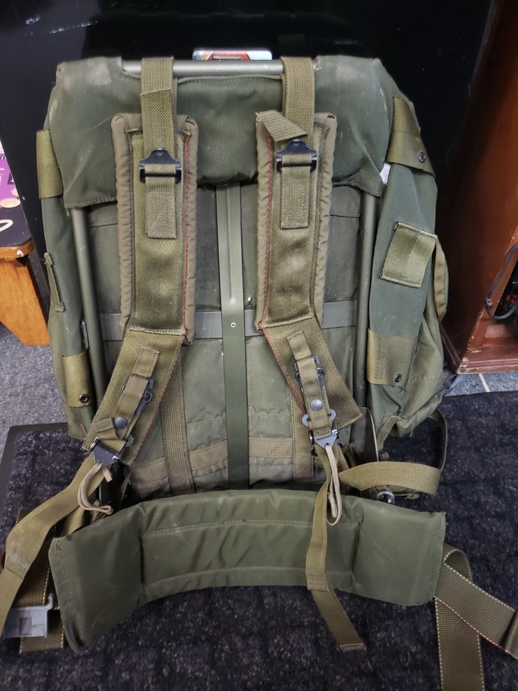 US Army Backpack with Metal frame