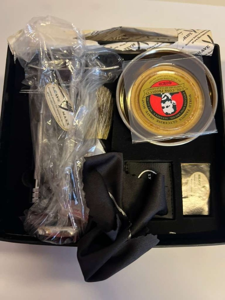 SHAVING KIT FOR MEN