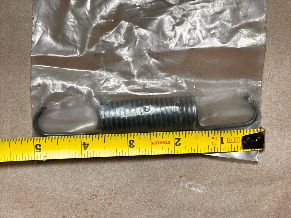 Genuine OEM Hyster 0264075 Spring