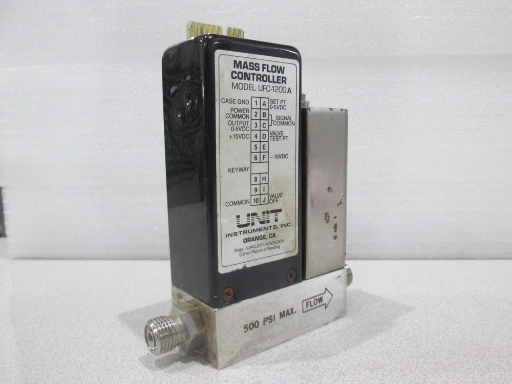 Unit UFC-1200 Mass Flow Controller, Gas SIH4, 500 SCCM