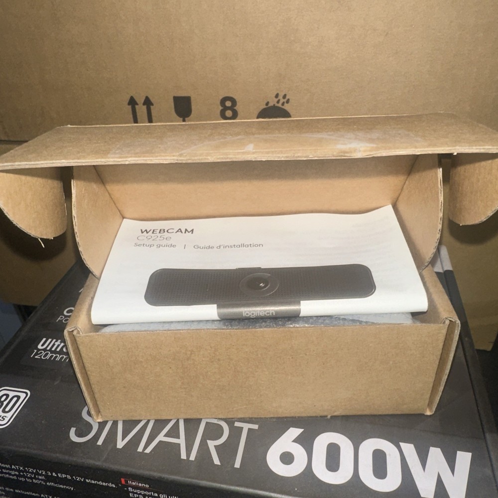 Logitech C925e Full HD Web Camera (960-001075) Brand New Open Box