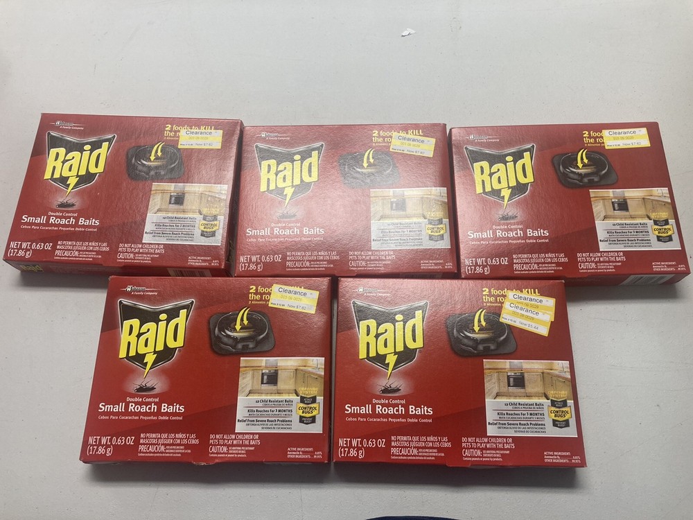 5 Boxes Raid Double Control Small Roach Baits 12 each 60 Total Defense System CL