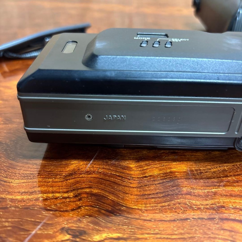 CHINON Auto 3001 Multi Auto Focus Black Fully Automatic Compact Camera 35mm