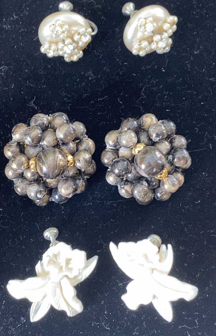 Vintage Bead Earring Lot ~ 12 Stunning Pairs ~ Clip & Screw ~ Flower Rhinestone