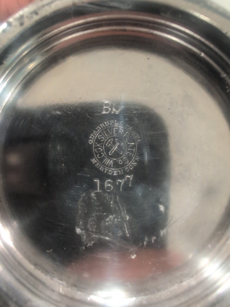 WILCOX SILVERPLATE CO. # 1677 SUGAR SHAKER