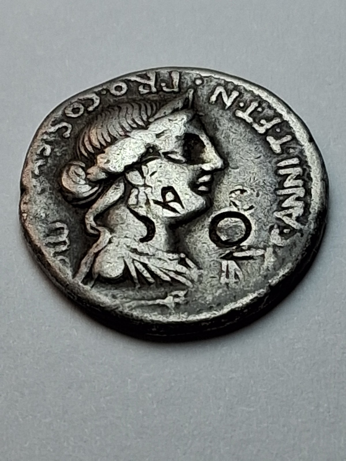 Roman Republic, C. Annius & L. Fabius Hispaniensis Denarius, 82-81 BC