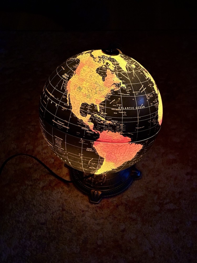 Star Lites Light Up Globe Illuminated - A Wonderfully Lighted World globe!