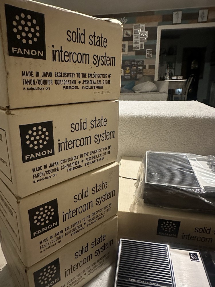 Vintage Fanon Solid State Intercom System Master Unit, Four Remote Unit Untested