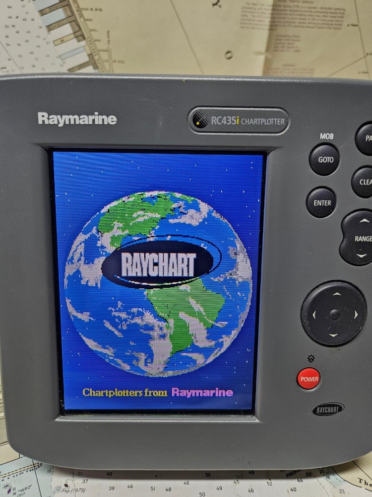 Raymarine RC435i GPS Chartplotter