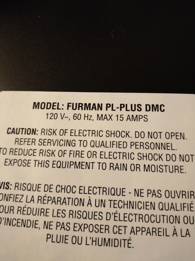 Furman PL-PLUS DMC Power Conditioner With Voltmeter/Ammeter