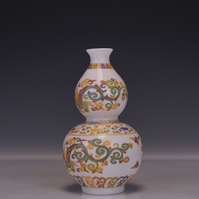 7" Chenghua Marked Doucai Porcelain beast Pattern gourd Flower Bottle Vase