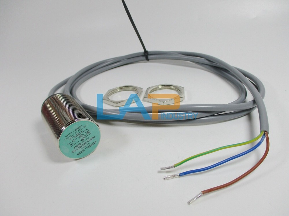 1Pcs New Inductive Proximity Sensor NBB10-30GM50-WS
