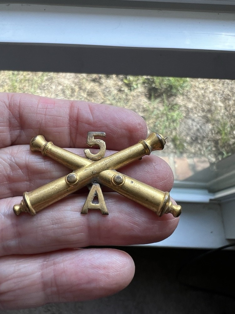 Pre WW1 5th Artillery Battery Collar Device