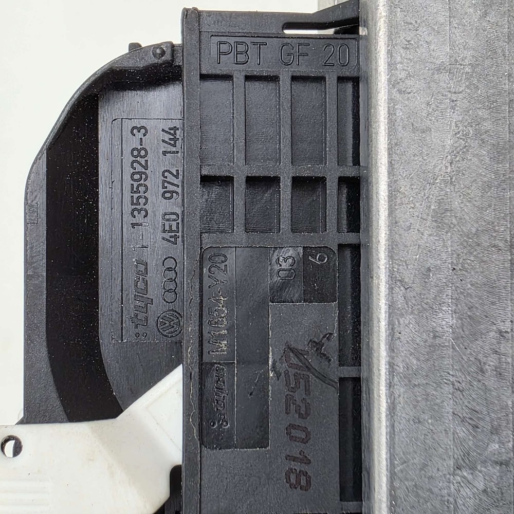 2004-2010 Audi A8 Bluetooth Interface Control Module 4E1862335