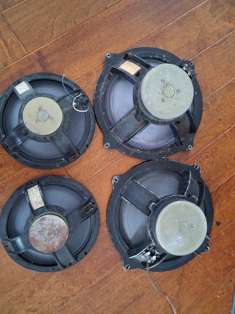 4A-32. 4A-28. Vintade Russian Speakers.