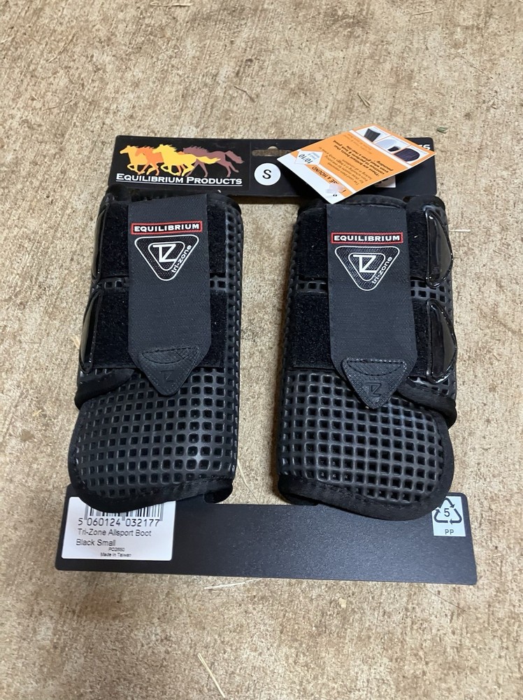 Equilibrium Trizone All sport Boots- Size Small