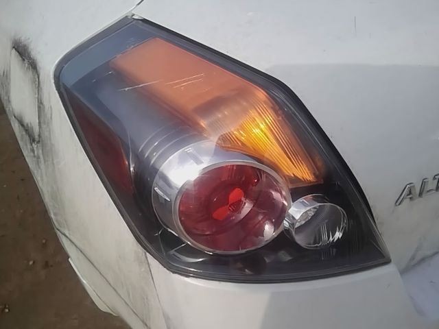 ALTIMA 2010 Fuse Box Cabin 6724