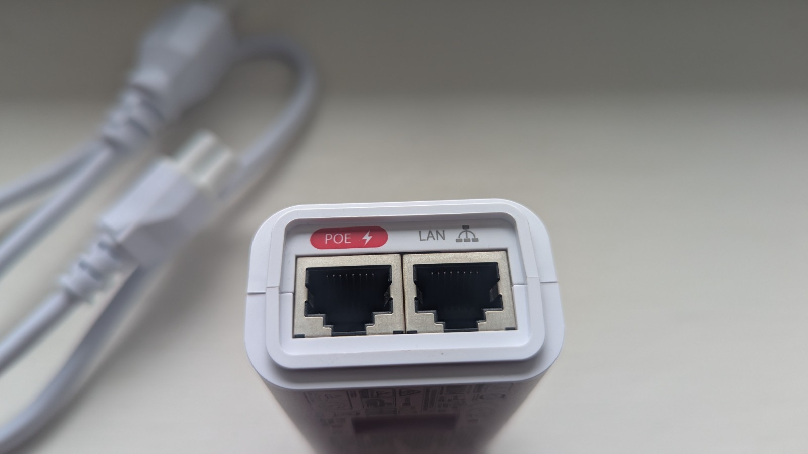 Ubiquiti Unifi POWER OVER ETHERNET INJECTOR POE-24-12W-G-WH MINT CONDITION