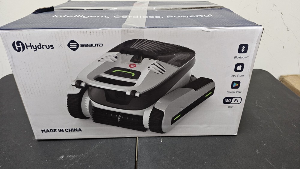 Hydrus Seauto SEAL Smart Robotic Pool Cleaner