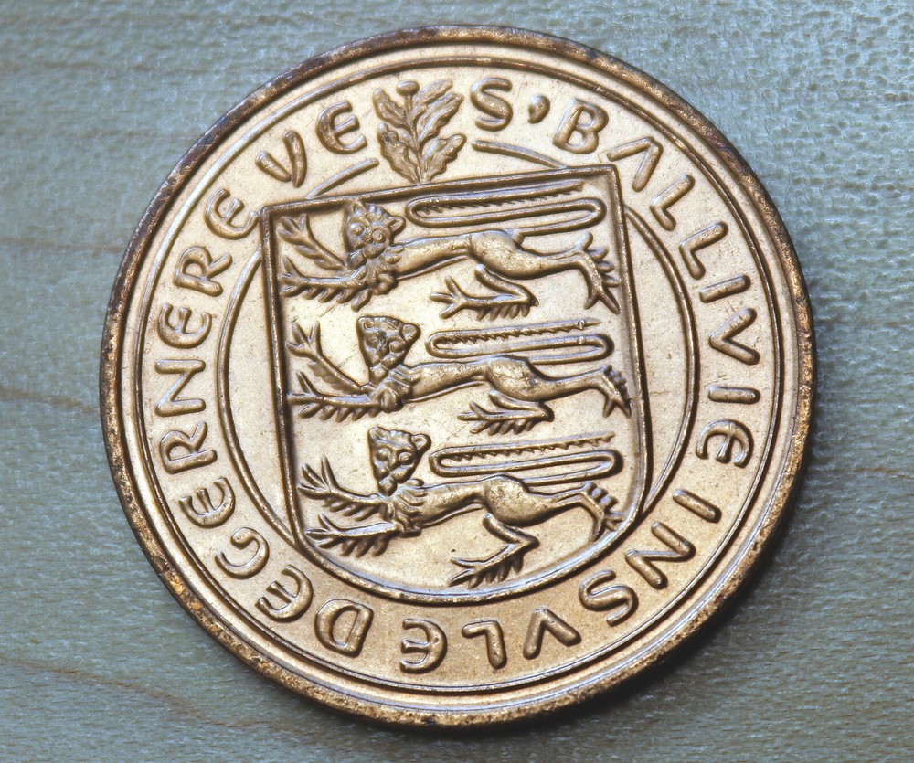 1971 Guernsey 2 Pence Windmill