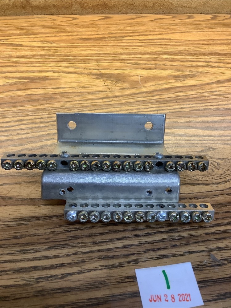 HC2SN SQUARE D Neutral Assembly Series 2 USED