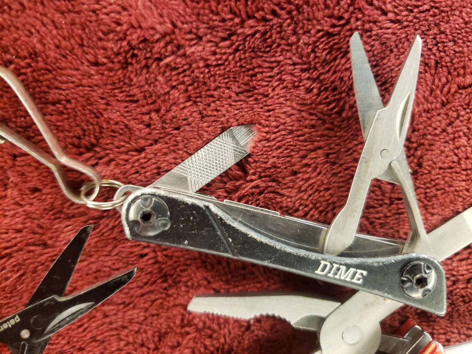 🔪🔪 Lot of 2 Gerber Multi Tool Dime multiplier Black & Red