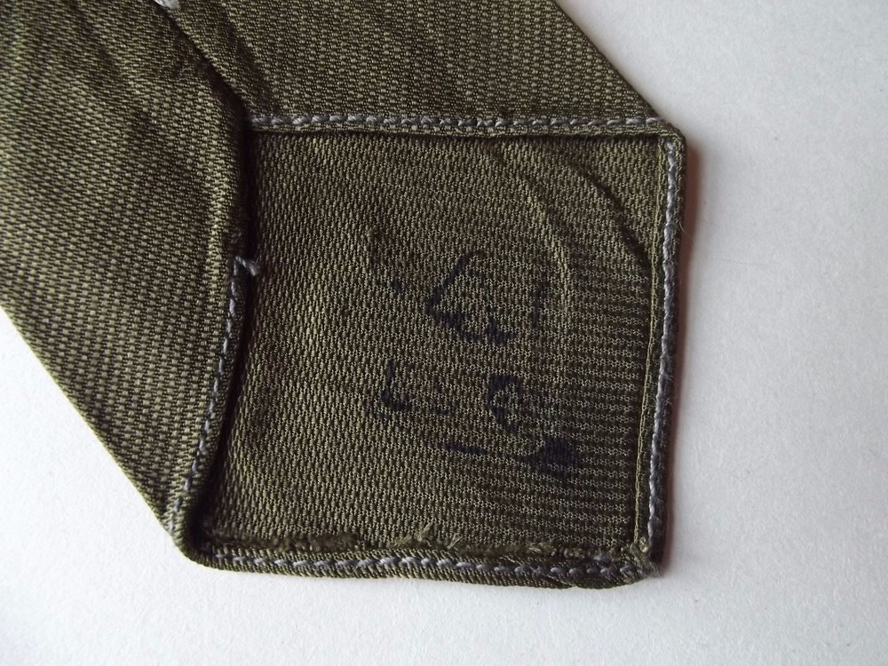 WW2 BRITISH ARMY KHAKI TIE DATED 1942