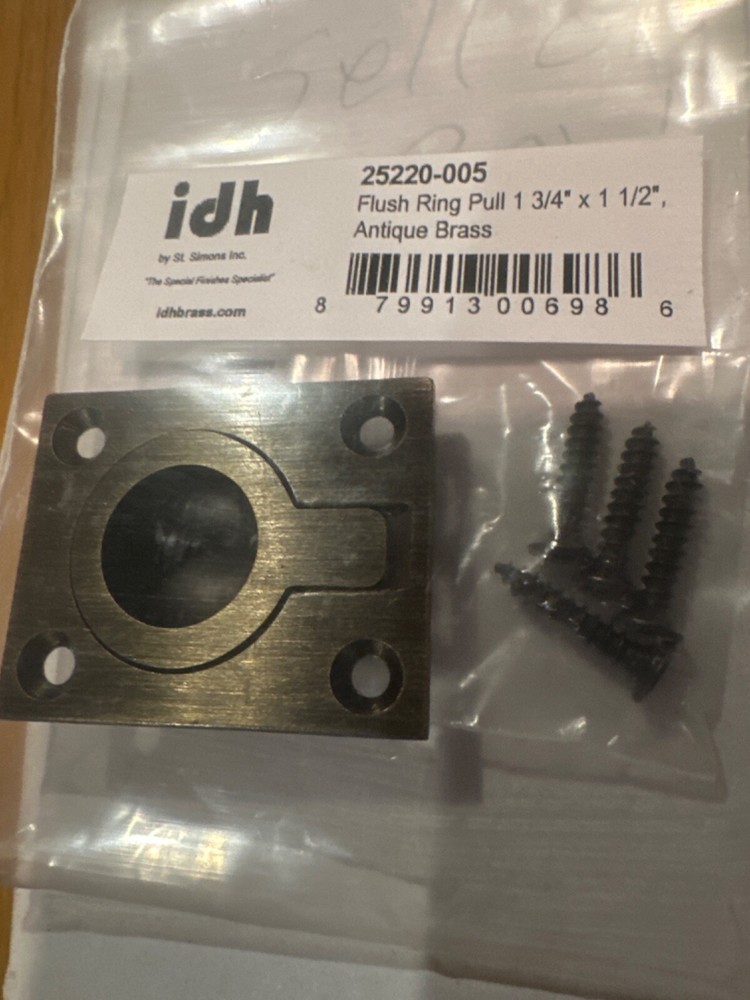 IDH brass Flush ring pull, 1 3/4x 1 1/2, ant brass, w/hardware,IDH by StSimons