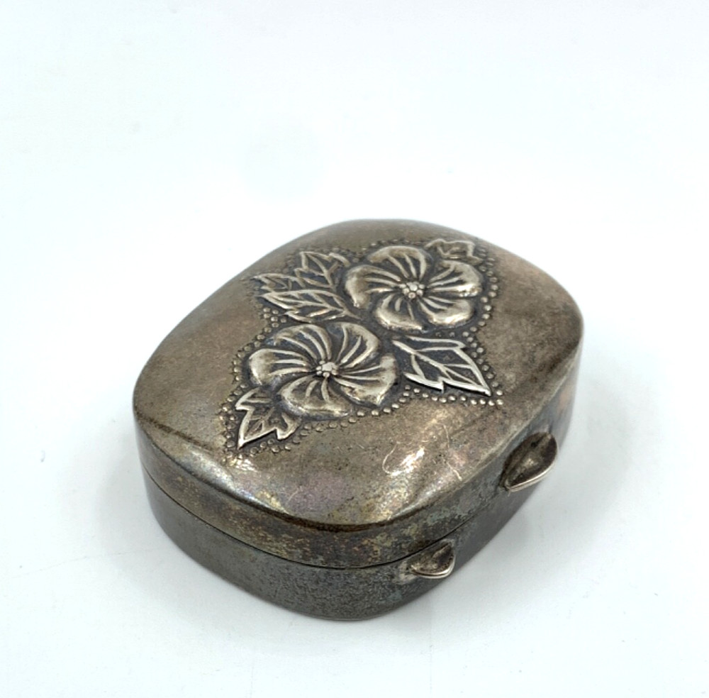 Mervyn's Sterling Pill Box Silver Repousse AN3/25