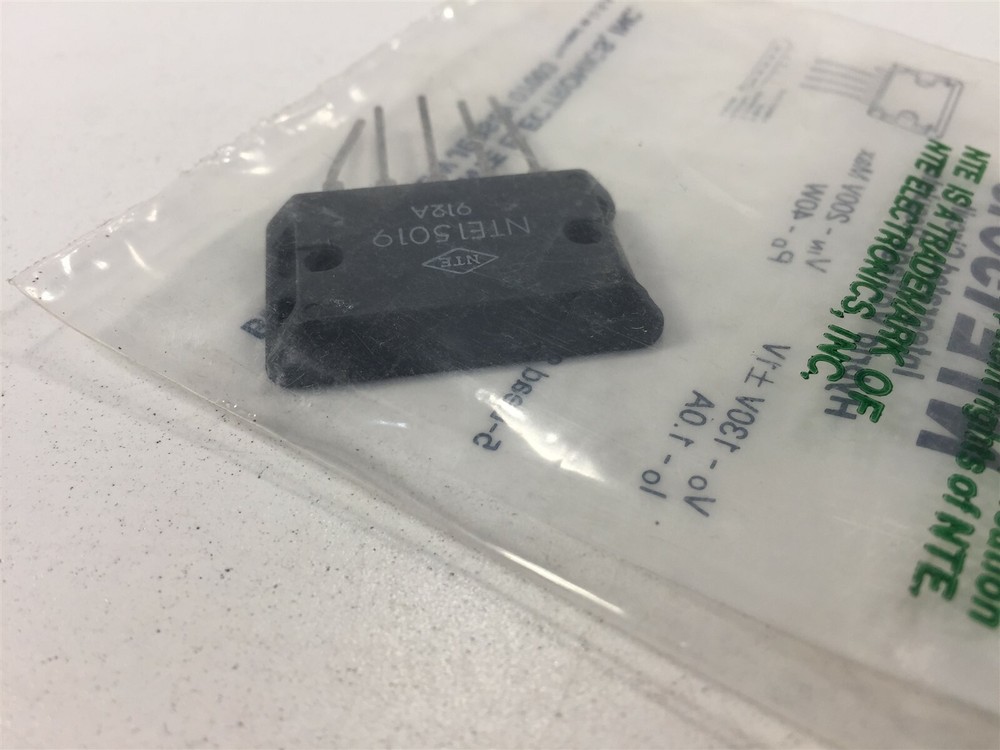 (1) NTE NTE15019 Integrated Circuit TV Fixed Voltage Regulator