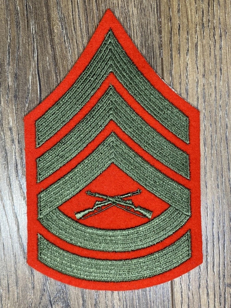 USMC Marines Chevron ~ Gunnery Sergeant (GySgt) ~ E7 ~ Patch Set ~ Green on Red