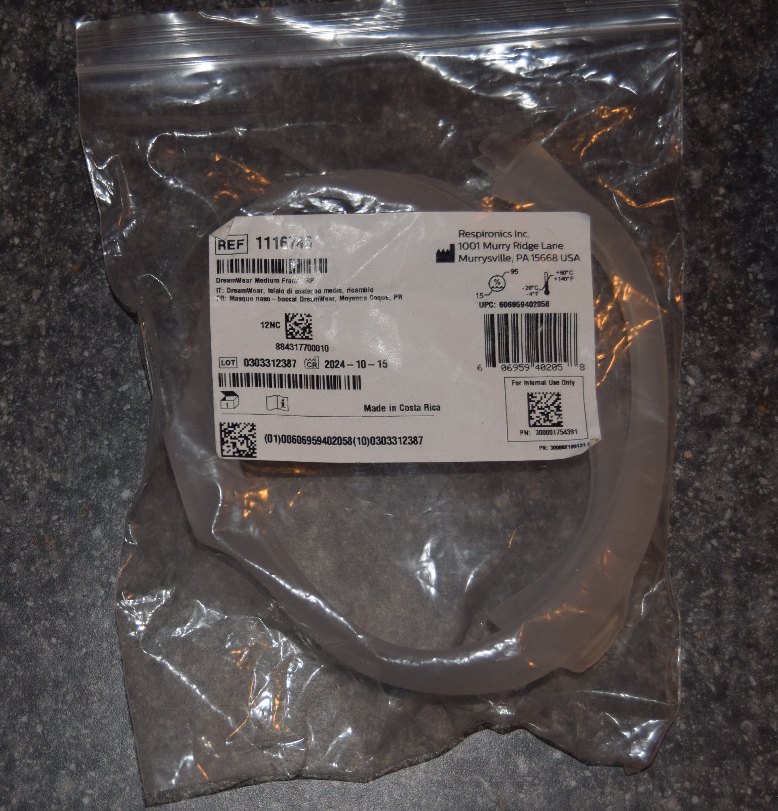 Respironics 1116746 DreamWear Frame - Medium