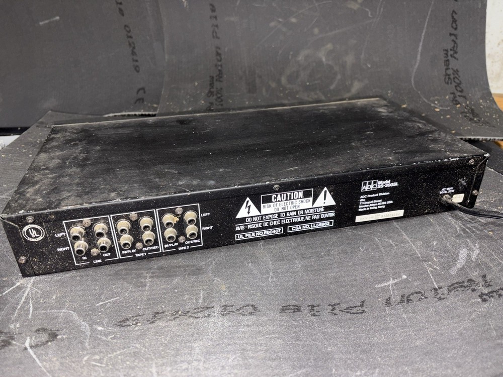 ADC Sound Shaper SS-300SL Stereo Frequency Equalizer Spectrum Analyzer
