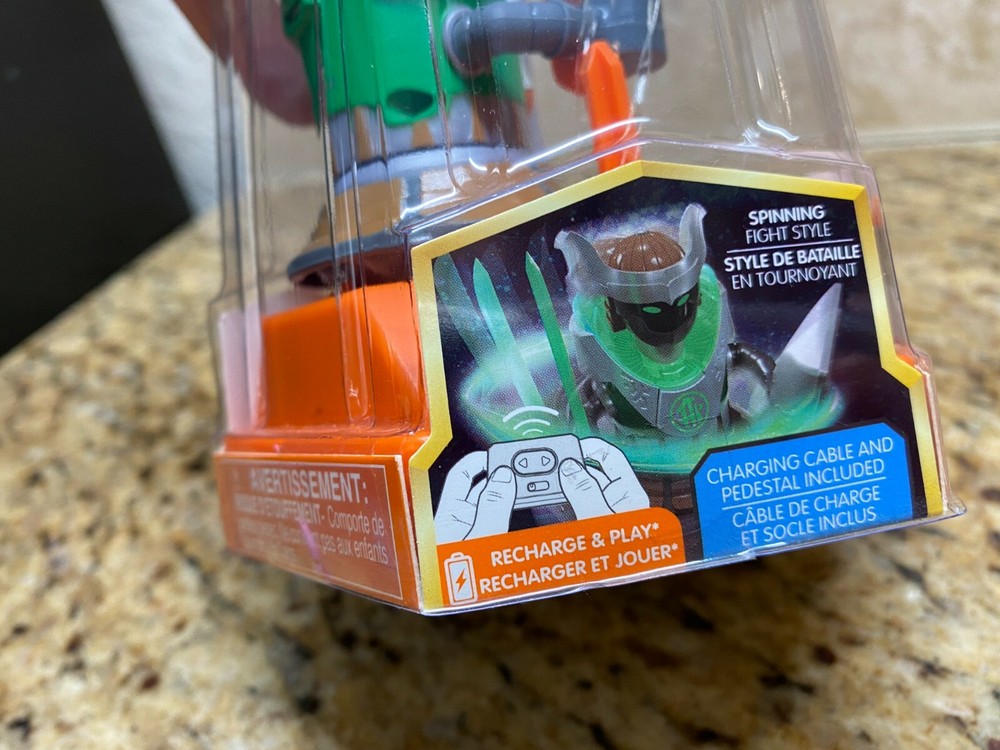 HEXBUG Micro Titans RC Brawler Bots Samurai NEW GREEN