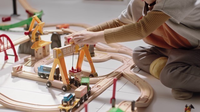Wooden Train Lifting Bridge Accessory - Moveable, Compatible with All Railway Se
