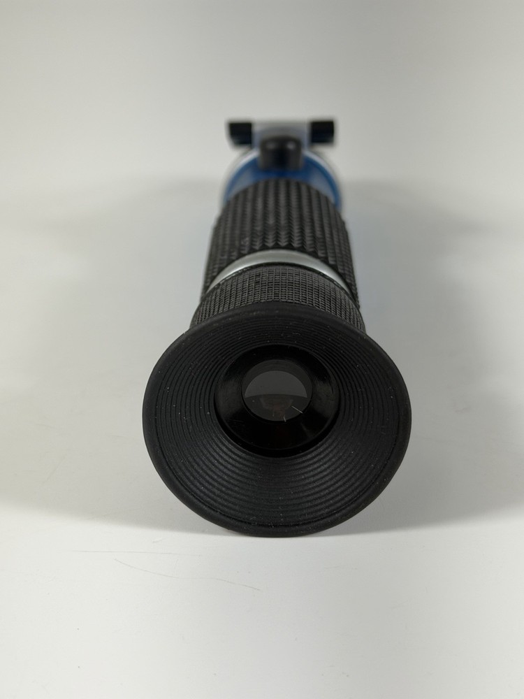 EXTECH RF20 Portable Salinity Refractometer - 0 to 100 PPT - 9PP82