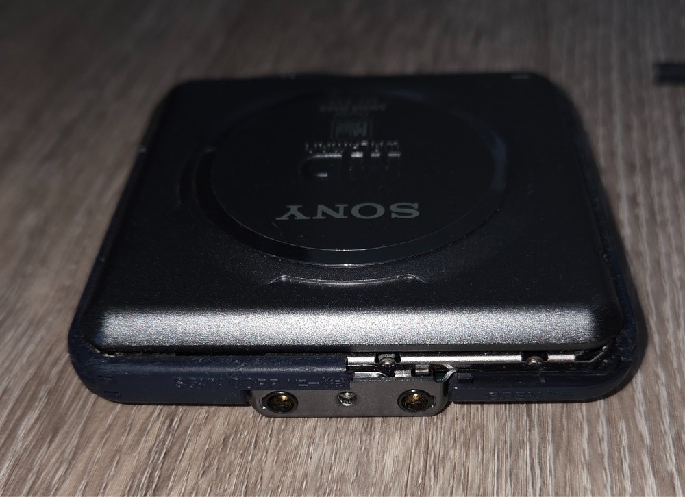 Sony MZ-E45 MD Walkman Portable Player - Tested Working - Please READ