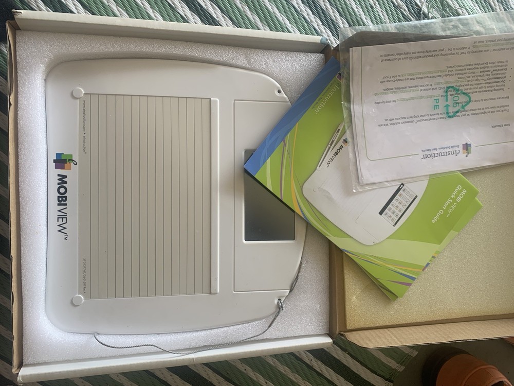 eInstructions Mobiview Workspace Tablet MWB600 w/Stylus and Dock -No software