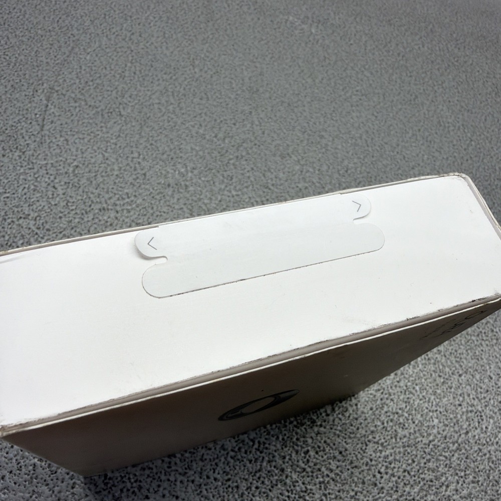 Oura Ring 4 Smart Ring Size 11 Activity Tracker Silver