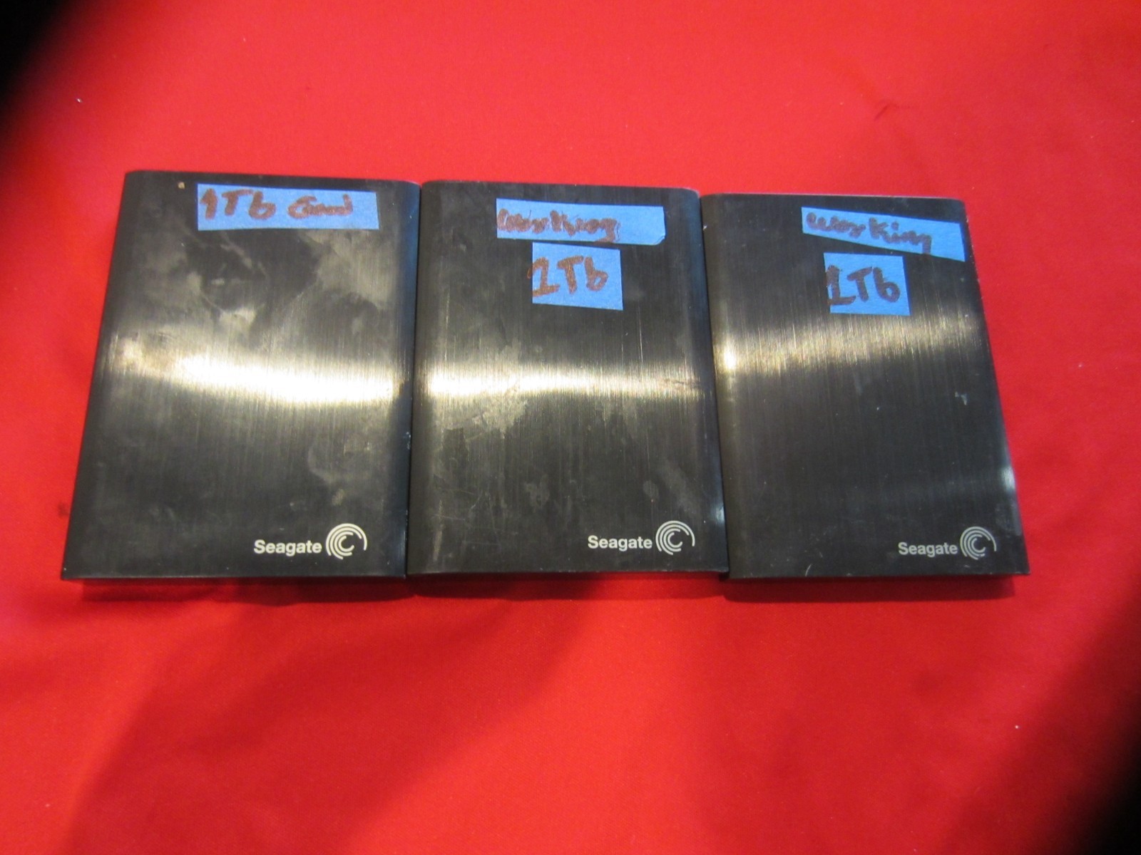Lot of 4pcs Seagate,WD,1.0TB/500GB Backup Plus Portable Drive SATA 2.5" HDD