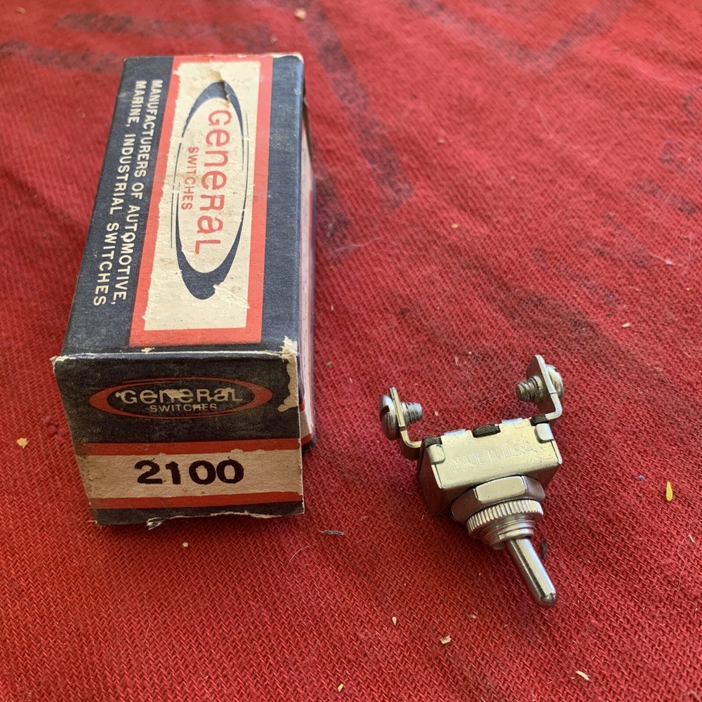 General Switches 2100 Toggle Switch 2 Pole NOS