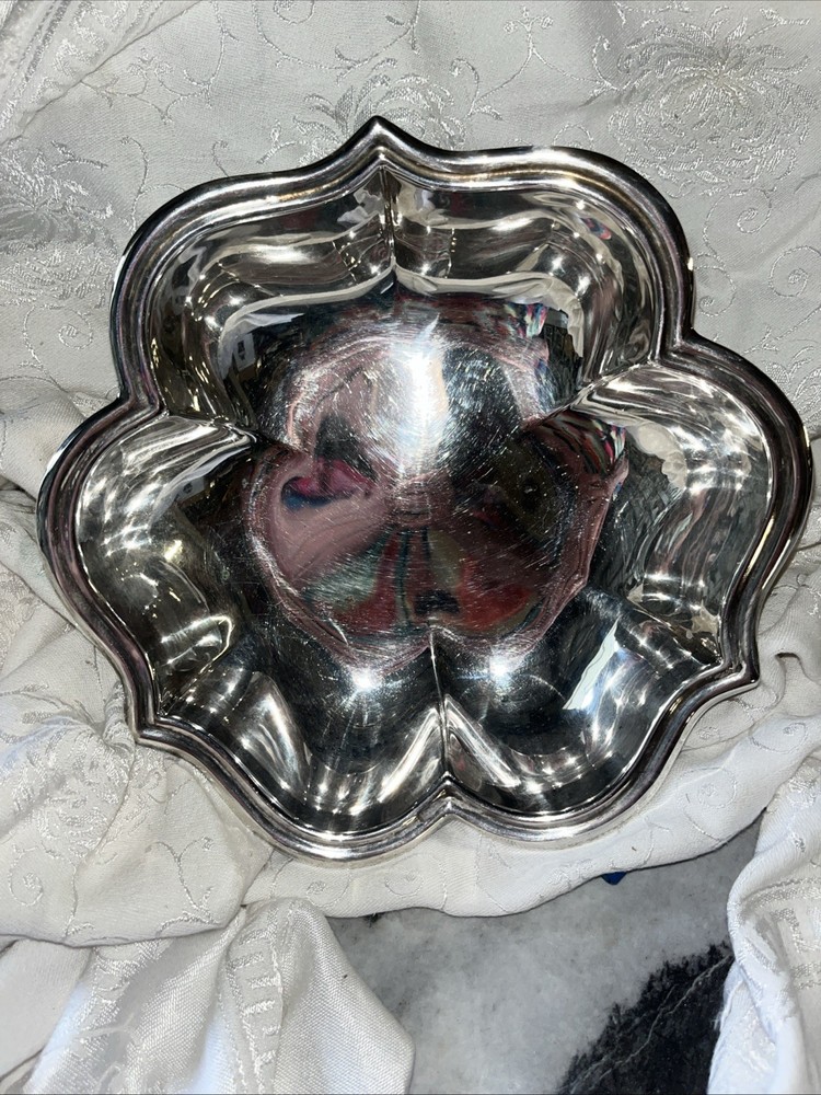 Vintage Reed And Barton Silver plated Bowl