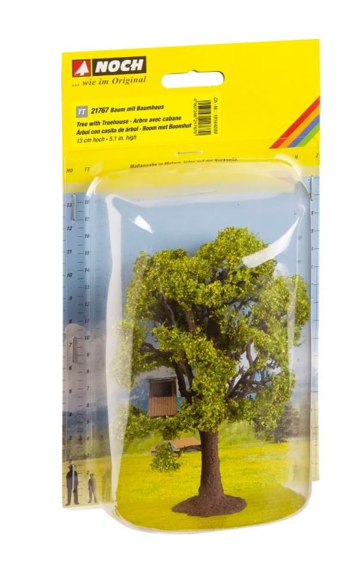 NOCH,Tree with treehouse, , NOC21767