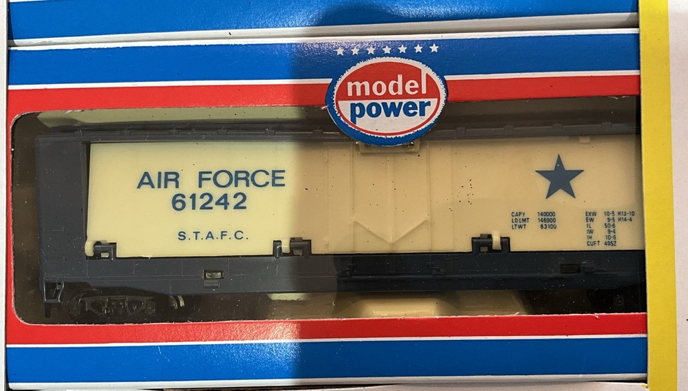 US Air Force Model Power Silver Cloud Train Set HO Scale