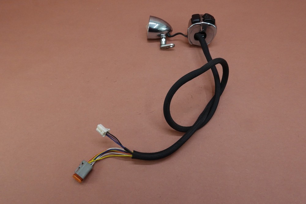 2005-2006 Harley Davidson FXDWGI Dyna Wide Glide Left Control Switch & Blinker